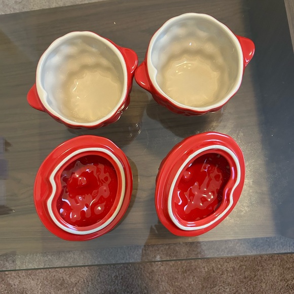 NIB Le Creuset Raspberry Cocotte, Set of 2 - Picture 2 of 5